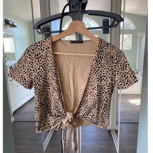 Brandy Melville tie front cheetah shirt